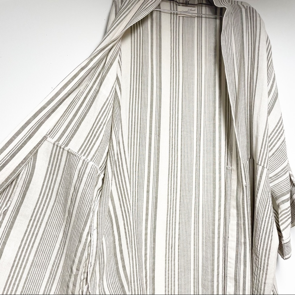 Universal Thread Striped Kimono - Picture 4 of 6